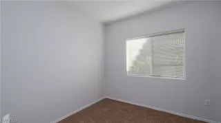 Photo #6: 2439763 Listing 
