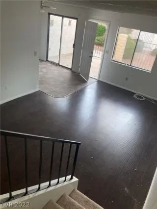 Photo #1: 2439781 Listing