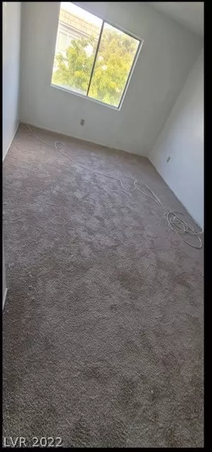 Photo #5: 2439781 Listing