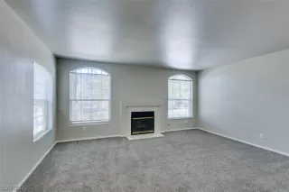 Photo #4: 2439783 Listing 