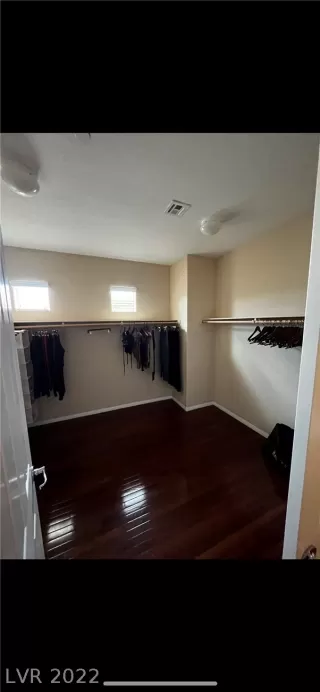 Photo #5: 2439790 Listing 