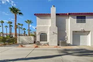 Photo #2: 2439928 Listing