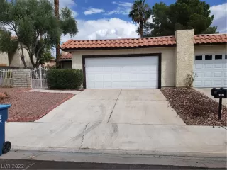 Photo #1: 2439932 Listing 