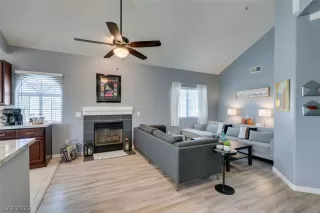 Photo #1: 2439984 Listing