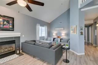 Photo #2: 2439984 Listing