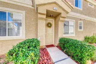 Photo #3: 2439993 Listing