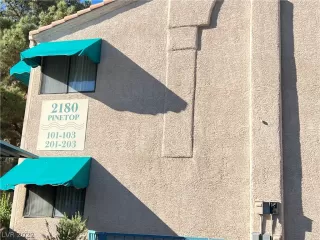 Photo #1: 2440018 Listing 