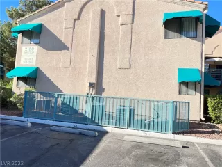 Photo #2: 2440018 Listing 