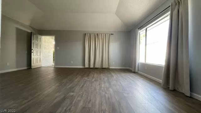 MLS: 2440021 Condo For Sale