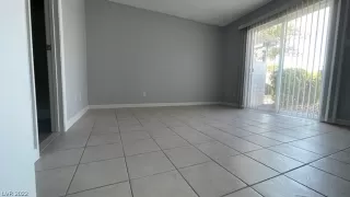 Photo #6: 2440021 Listing 