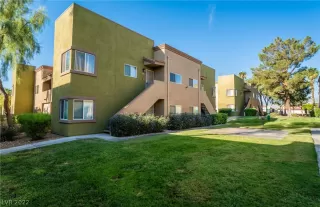 Photo #2: 2440074 Listing 