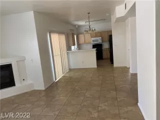 Photo #1: 2440133 Listing 