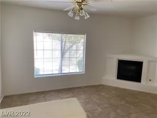 Photo #3: 2440133 Listing 