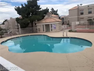 Photo #6: 2440155 Listing