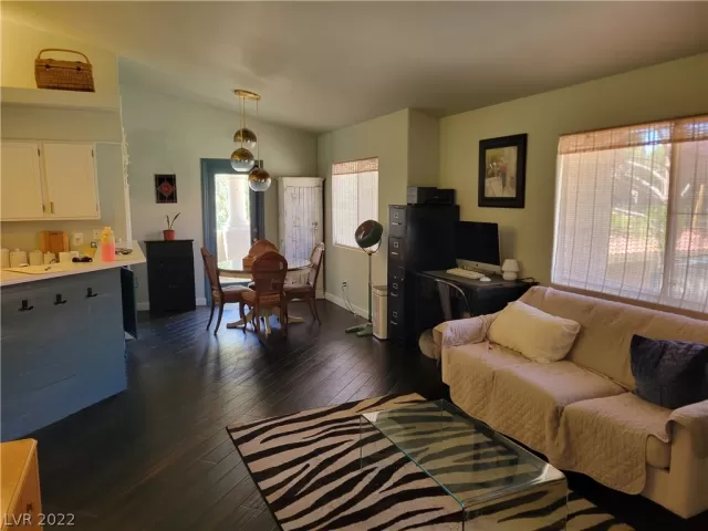 MLS: 2440172 Condo For Sale