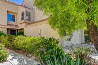 Photo #2: 2440248 Listing 