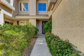 Photo #3: 2440248 Listing 