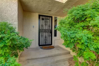 Photo #4: 2440248 Listing 