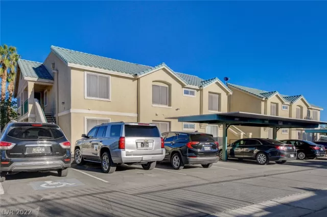 MLS: 2440269 Condo For Sale