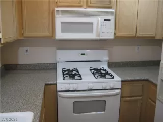 Photo #2: 2440454 Listing 