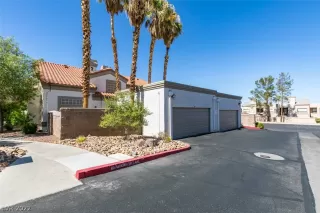 Photo #5: 2440550 Listing 