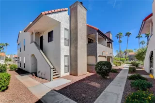 Photo #1: 2440610 Listing 