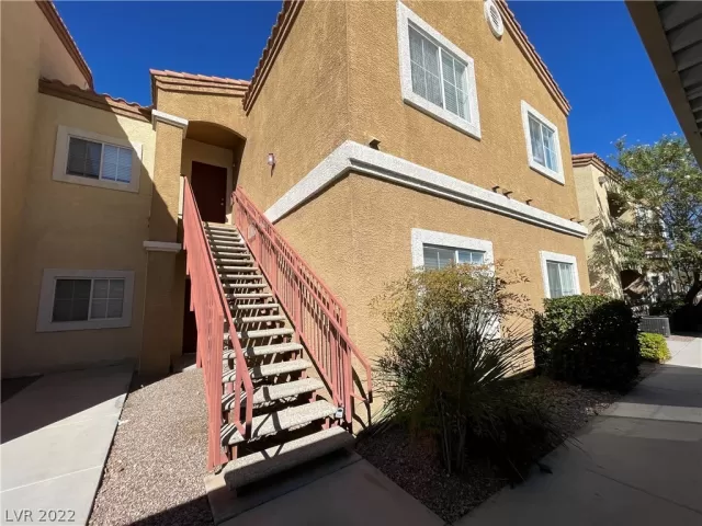 MLS: 2440618 Condo For Sale