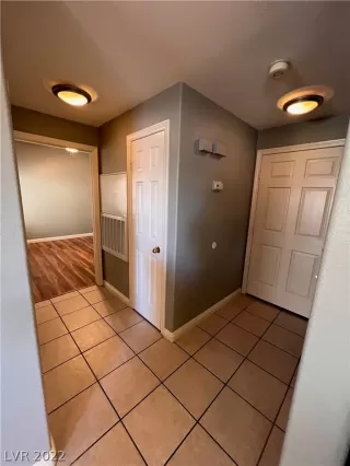 Photo #3: 2440697 Listing 