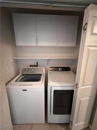 Photo #4: 2440697 Listing 