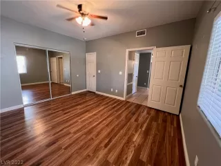 Photo #6: 2440697 Listing 