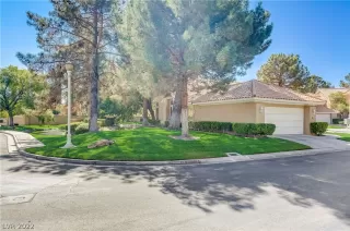 Photo #1: 2440709 Listing