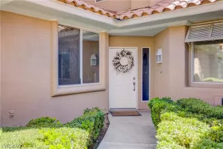 Photo #3: 2440709 Listing