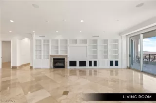 Photo #4: 2440727 Listing 