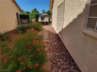 Photo #3: 2440749 Listing 