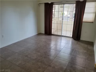 Photo #1: 2440779 Listing 