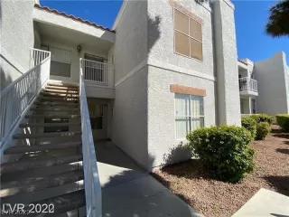 Photo #1: 2440794 Listing 