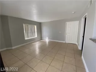 Photo #5: 2440794 Listing 