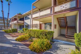 Photo #1: 2440812 Listing