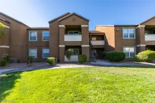 Photo #1: 2440847 Listing