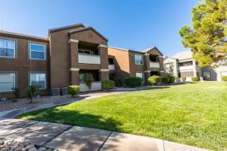 Photo #2: 2440847 Listing