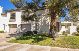 Photo #2: 2440879 Listing 