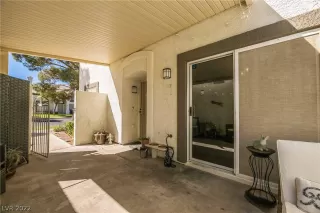 Photo #6: 2440879 Listing 