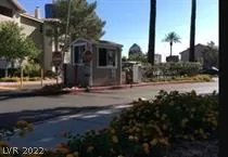 Photo #6: 2440902 Listing 