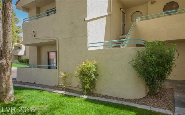 MLS: 2440915 Condo For Sale