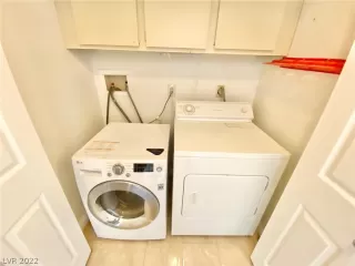 Photo #4: 2440923 Listing 