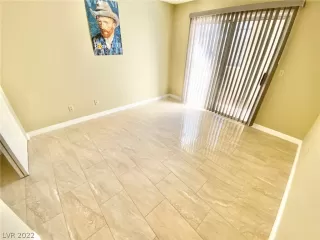 Photo #5: 2440923 Listing 