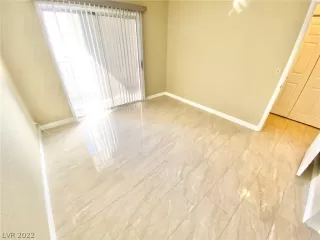 Photo #6: 2440923 Listing 