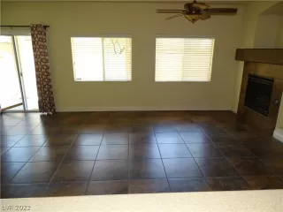 Photo #5: 2440978 Listing 