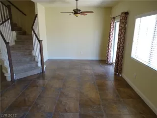 Photo #6: 2440978 Listing 