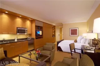 Photo #2: 2440984 Listing